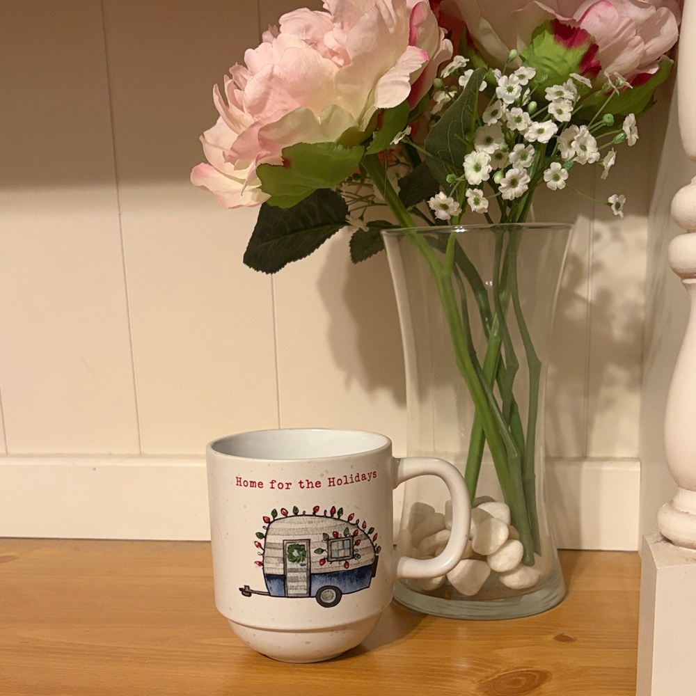 Holiday Camper Mug - White